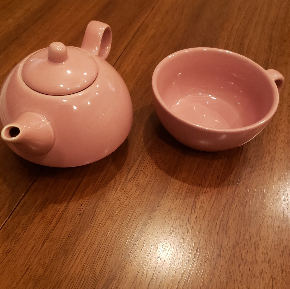 Dusty Pink/Mauve Teapot & Teacup in 1 - Picture 4 of 9